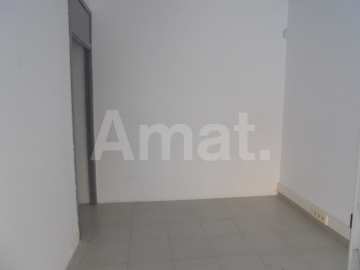 PREMISES WITH 36 M STREET FRONTAGE AND OPTIONAL BASEMENT – IDEAL FOR INVESTORS AND LARGE RETAIL SPACES -11