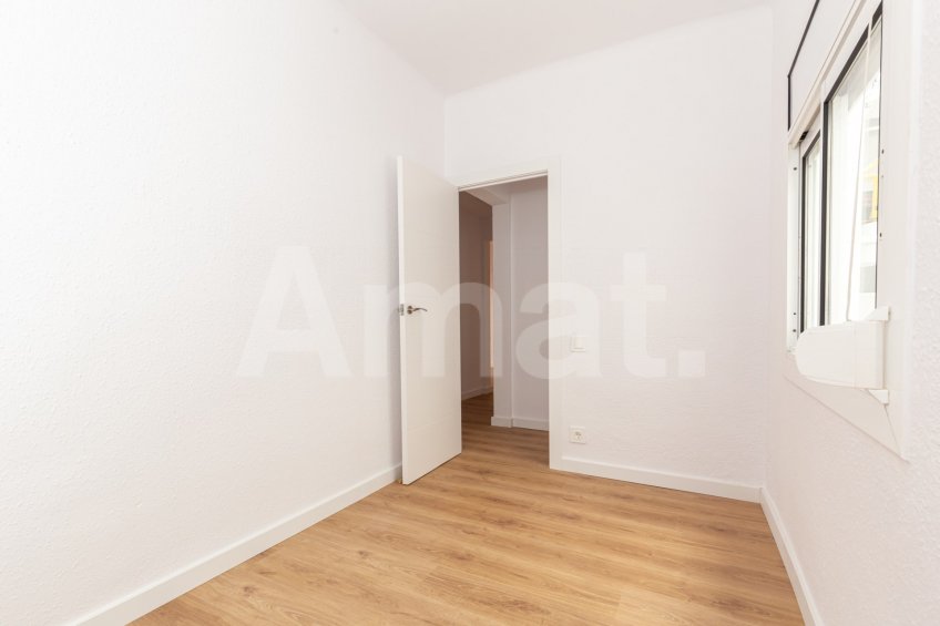 Central apartment with 4 bedrooms -18