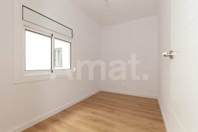 Central apartment with 4 bedrooms -17