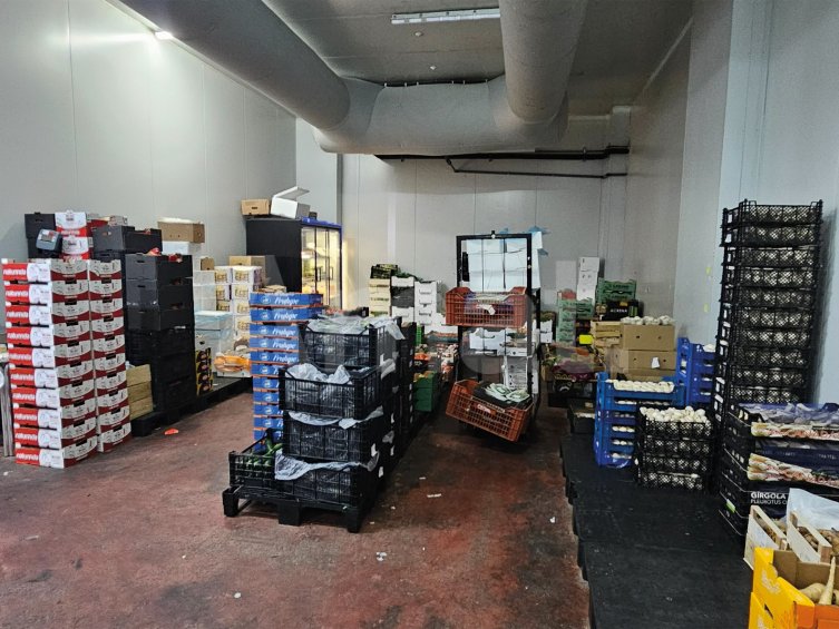 3,666 m² Industrial/Logistics Warehouse with Excellent Visibility and Perimeter Yard in Castelldefels -7