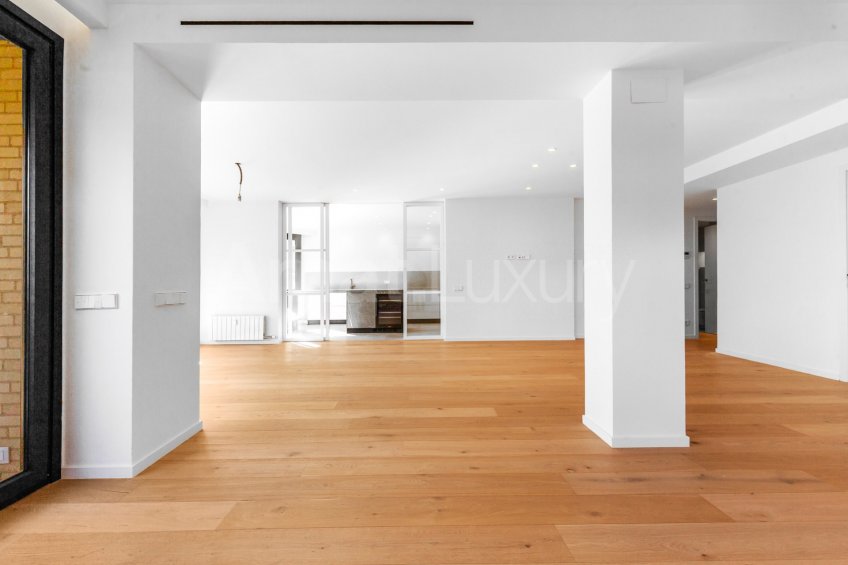 Exclusiu i gran pis reformat, Tres Torres -4