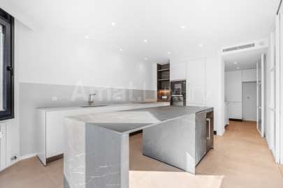 Exclusiu i gran pis reformat, Tres Torres -8