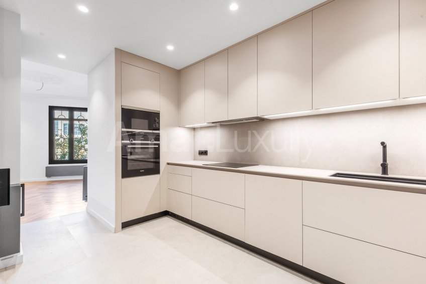 3-Bedroom Apartment for Sale in Eixample Dreta -10