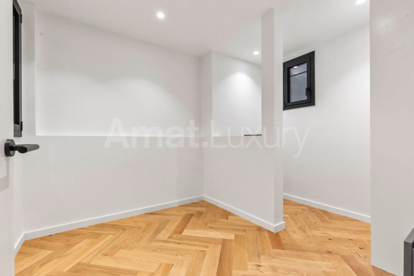 3-Bedroom Apartment for Sale in Eixample Dreta -16