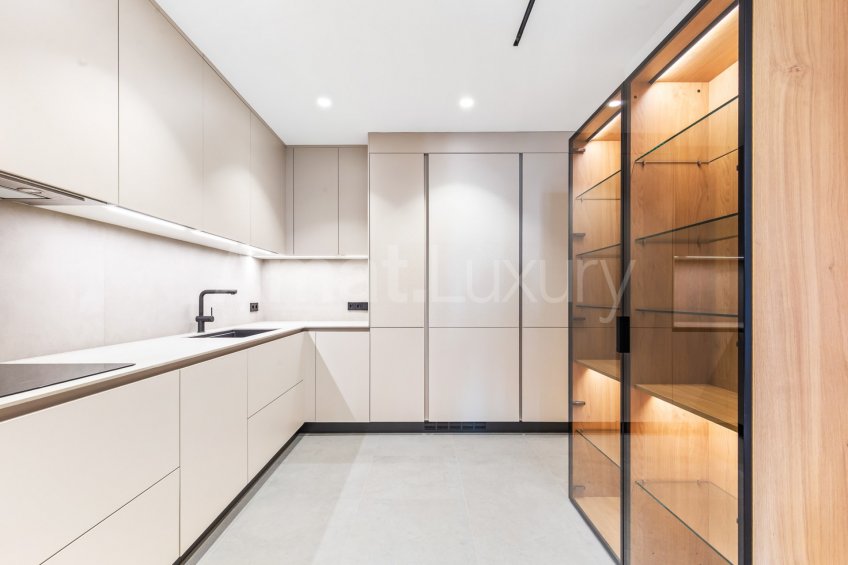 3-Bedroom Apartment for Sale in Eixample Dreta -2