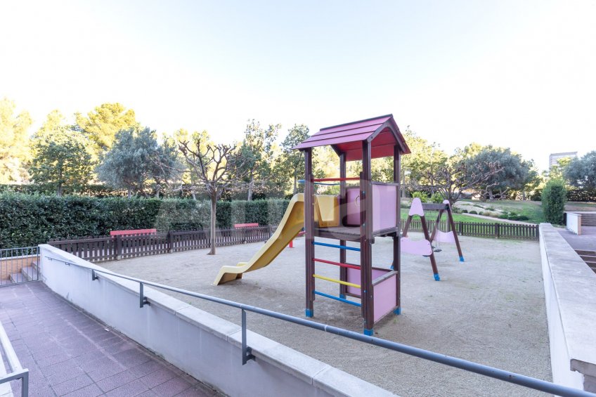 Piso en alquiler temporada a Esplugues -36