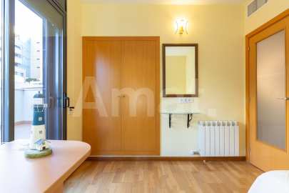 Piso en alquiler temporada a Esplugues -16