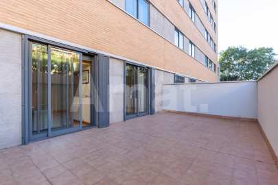 Piso en alquiler temporada a Esplugues -17