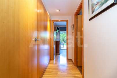 Piso en alquiler temporada a Esplugues -23