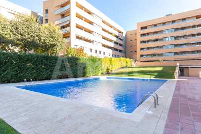 Piso en alquiler temporada a Esplugues -35