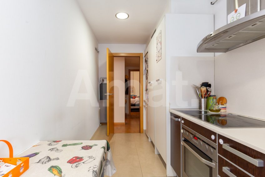 Pis a Volpelleres, al costat de l’emblemàtic Mercantic -17