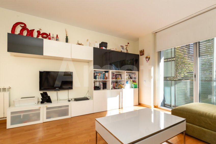 Pis a Volpelleres, al costat de l’emblemàtic Mercantic -2