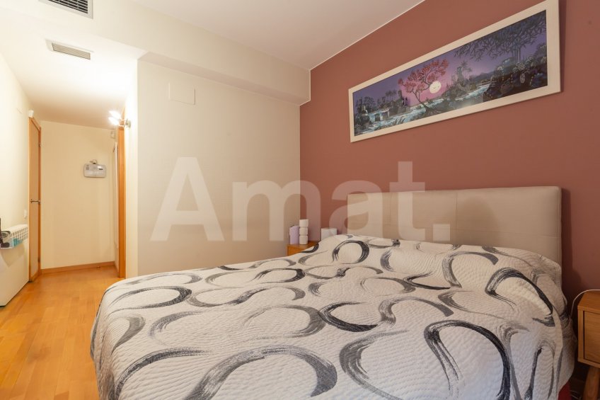 Pis a Volpelleres, al costat de l’emblemàtic Mercantic -21