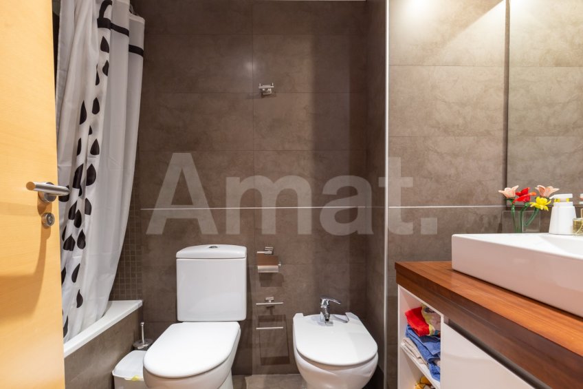 Pis a Volpelleres, al costat de l’emblemàtic Mercantic -22