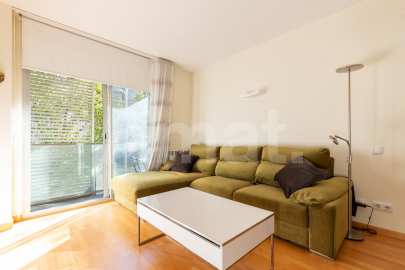 Pis a Volpelleres, al costat de l’emblemàtic Mercantic -3