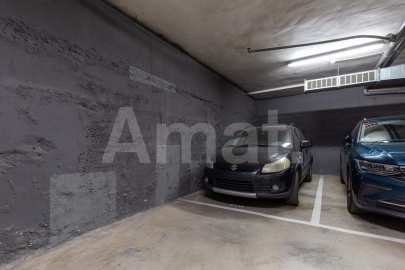 Pis a Volpelleres, al costat de l’emblemàtic Mercantic -30