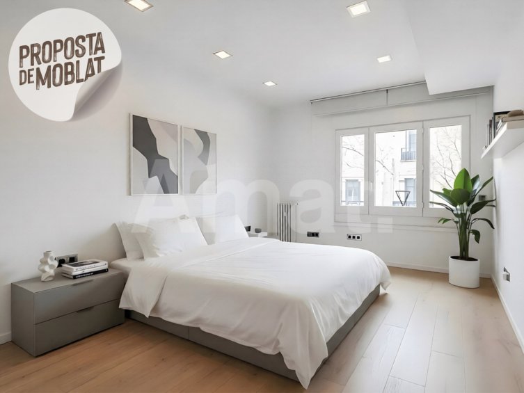 Large 5-bedroom flat next to Casa de les Punxes -2