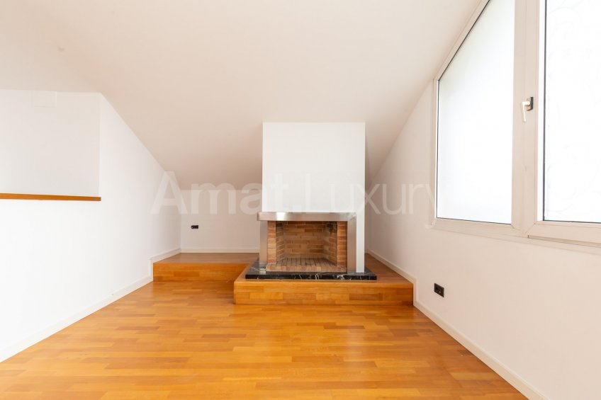 Magnificent detached house in El Gall Esplugues -29