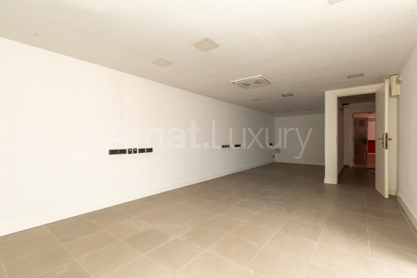 Magnificent detached house in El Gall Esplugues -42