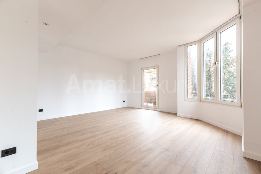 Magnificent detached house in El Gall Esplugues -6