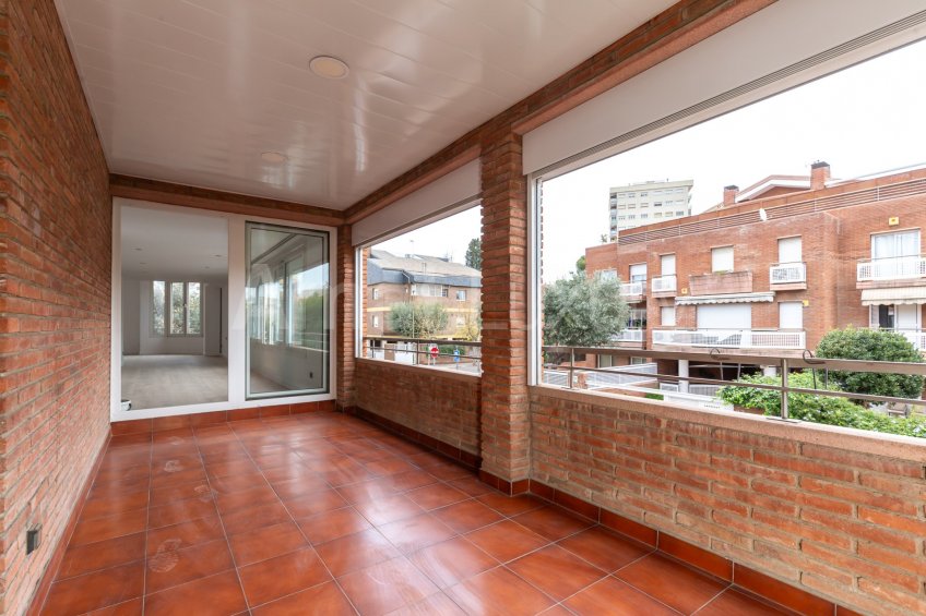 Magnificent detached house in El Gall Esplugues -9