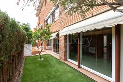 Magnificent detached house in El Gall Esplugues