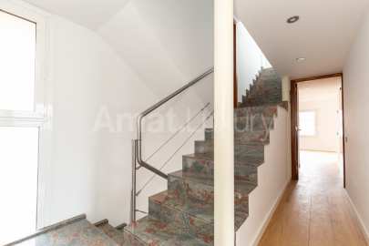 Magnificent detached house in El Gall Esplugues -13