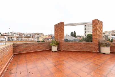 Magnificent detached house in El Gall Esplugues -33