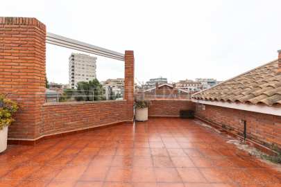 Magnificent detached house in El Gall Esplugues -34