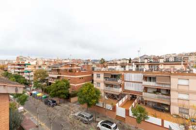 Magnificent detached house in El Gall Esplugues -36