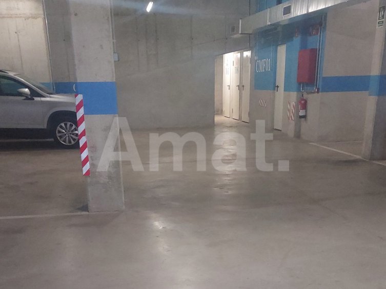 Plaça de parking en venda a Hospitalet -6