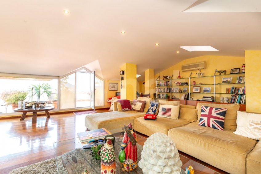 Duplex penthouse available for seasonal rent -30