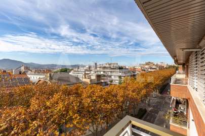 Duplex penthouse available for seasonal rent -13