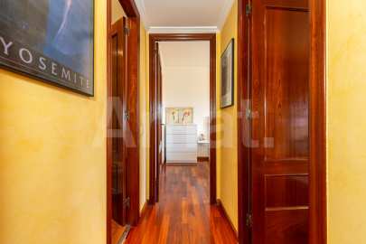 Duplex penthouse available for seasonal rent -23