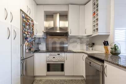 Duplex penthouse available for seasonal rent -3