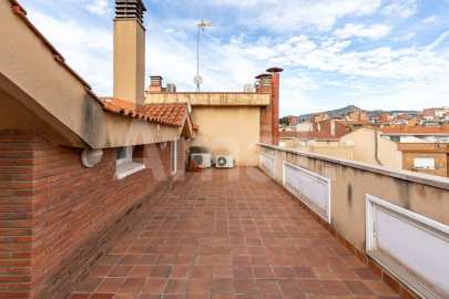 Duplex penthouse available for seasonal rent -44