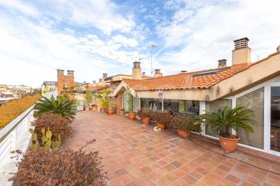 Duplex penthouse available for seasonal rent -46