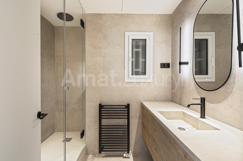 Spacious flat next to Turó Parc and Francesc Macià -18