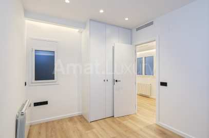 Spacious flat next to Turó Parc and Francesc Macià -14