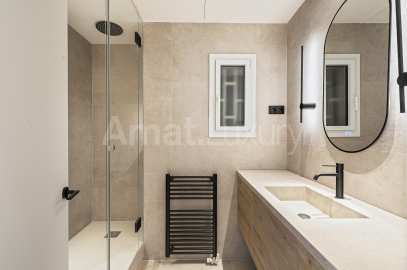 Spacious flat next to Turó Parc and Francesc Macià -18