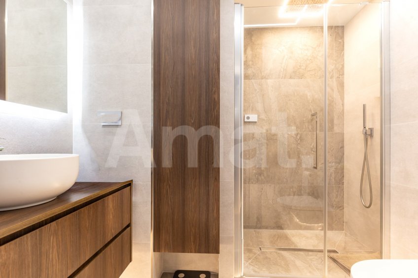 Dúplex reformado, con terraza-jardín y piscina, en Mas Lluí -21