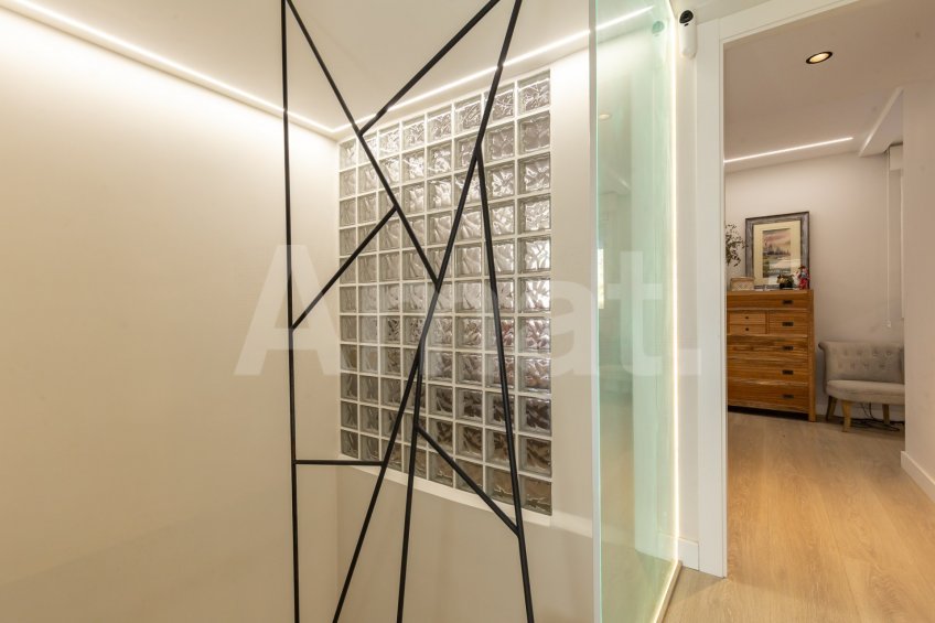 Dúplex reformado, con terraza-jardín y piscina, en Mas Lluí -27