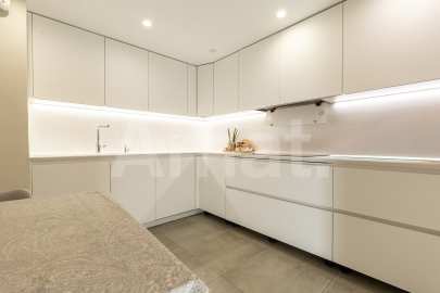 Dúplex reformado, con terraza-jardín y piscina, en Mas Lluí -16