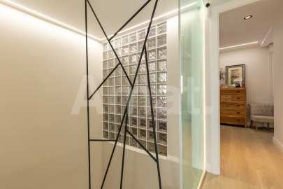 Dúplex reformado, con terraza-jardín y piscina, en Mas Lluí -27