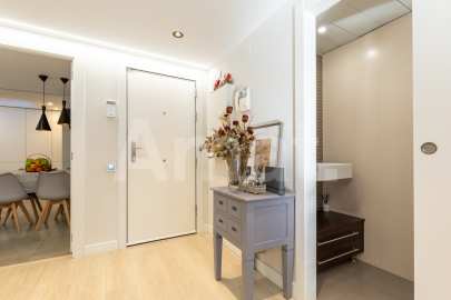 Dúplex reformado, con terraza-jardín y piscina, en Mas Lluí -34