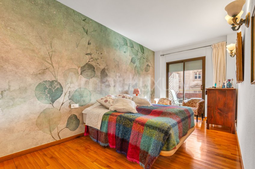 Elegant and spacious apartment in one of the best areas of Barcelona -14