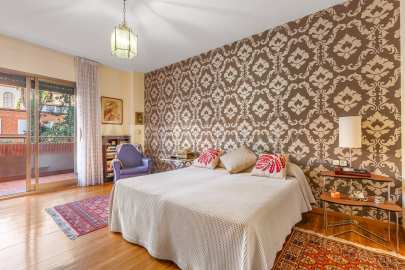 Elegant and spacious apartment in one of the best areas of Barcelona -20