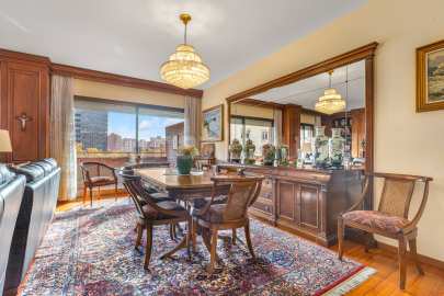 Elegant and spacious apartment in one of the best areas of Barcelona -5