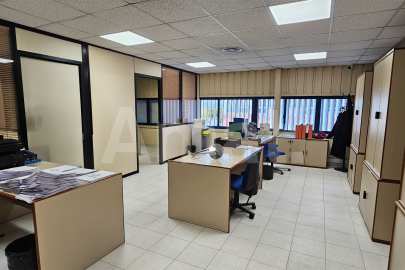 Naus cantoneres amb gran visibilitat a Molins de Rei -3