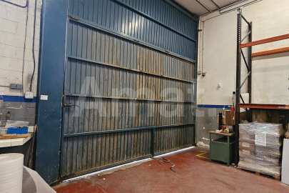 Naus cantoneres amb gran visibilitat a Molins de Rei -6